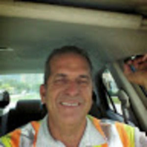 Meet your Posher, Carlos jose